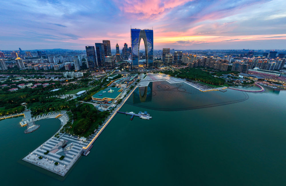 智领未来，江苏前沿科技产品巡礼